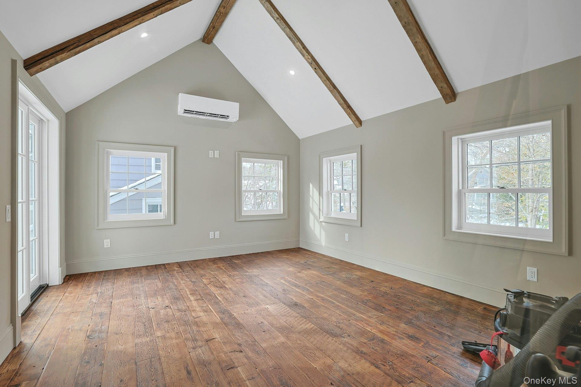 77 Main Street Property Photo 25