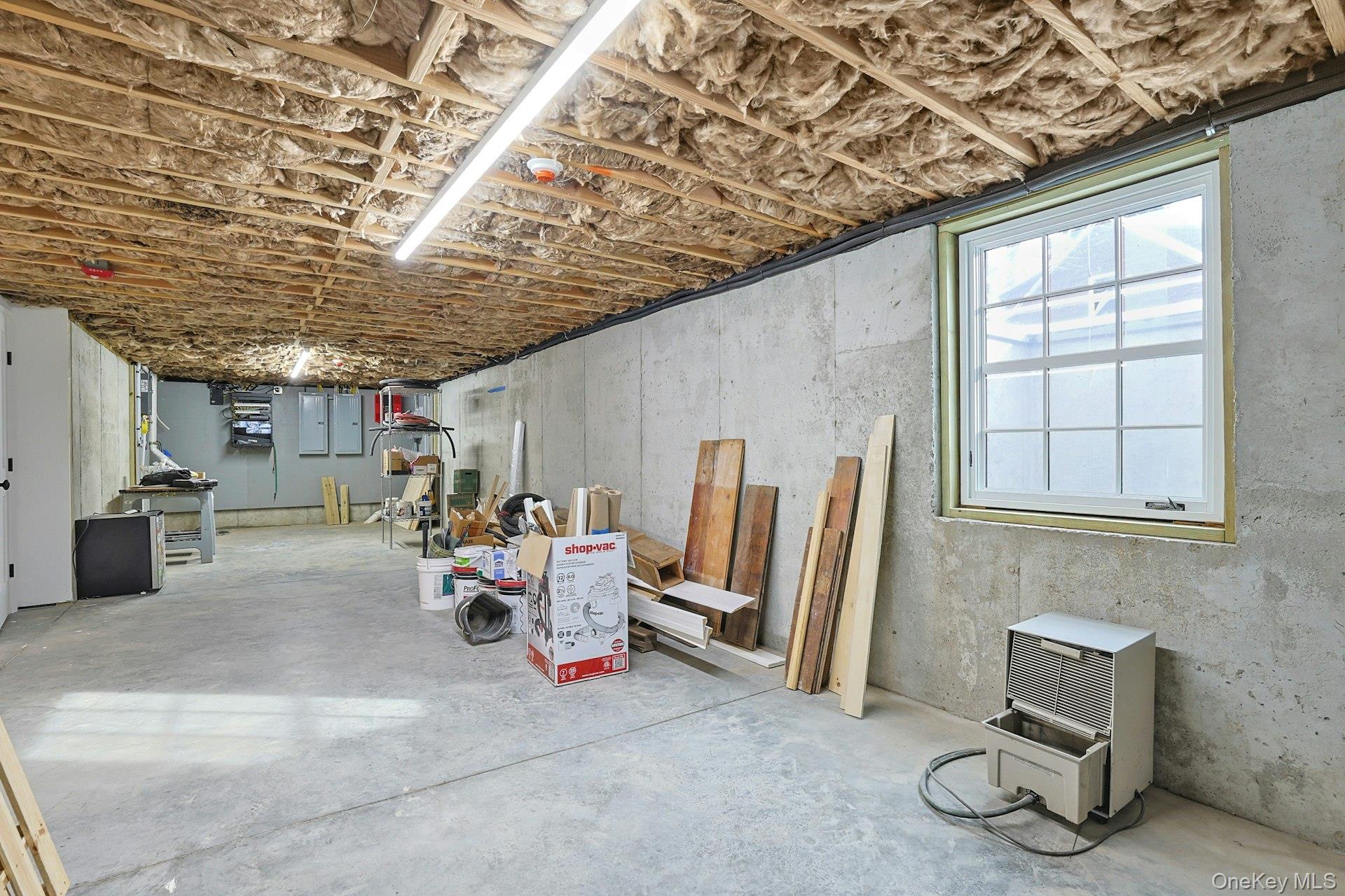 77 Main Street Property Photo 27