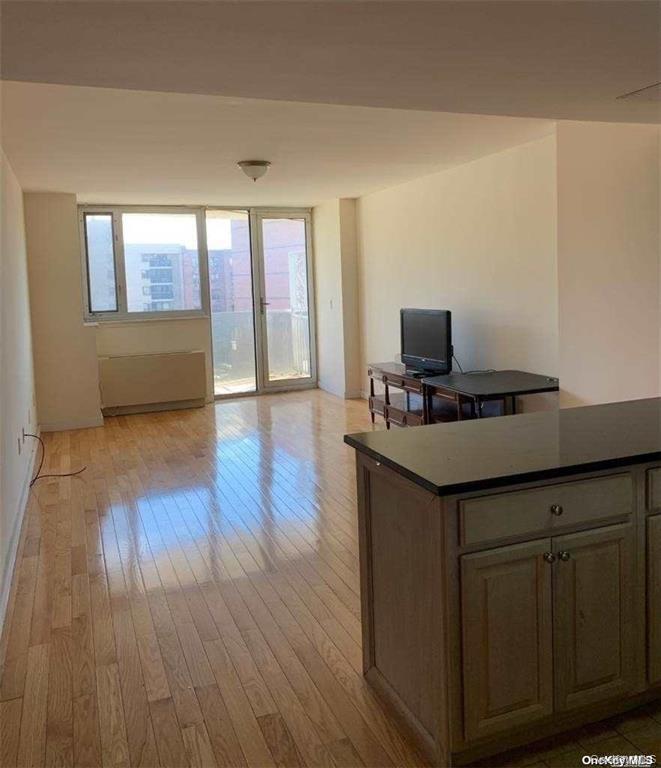 133-38 Sanford Avenue 7e Property Photo 6