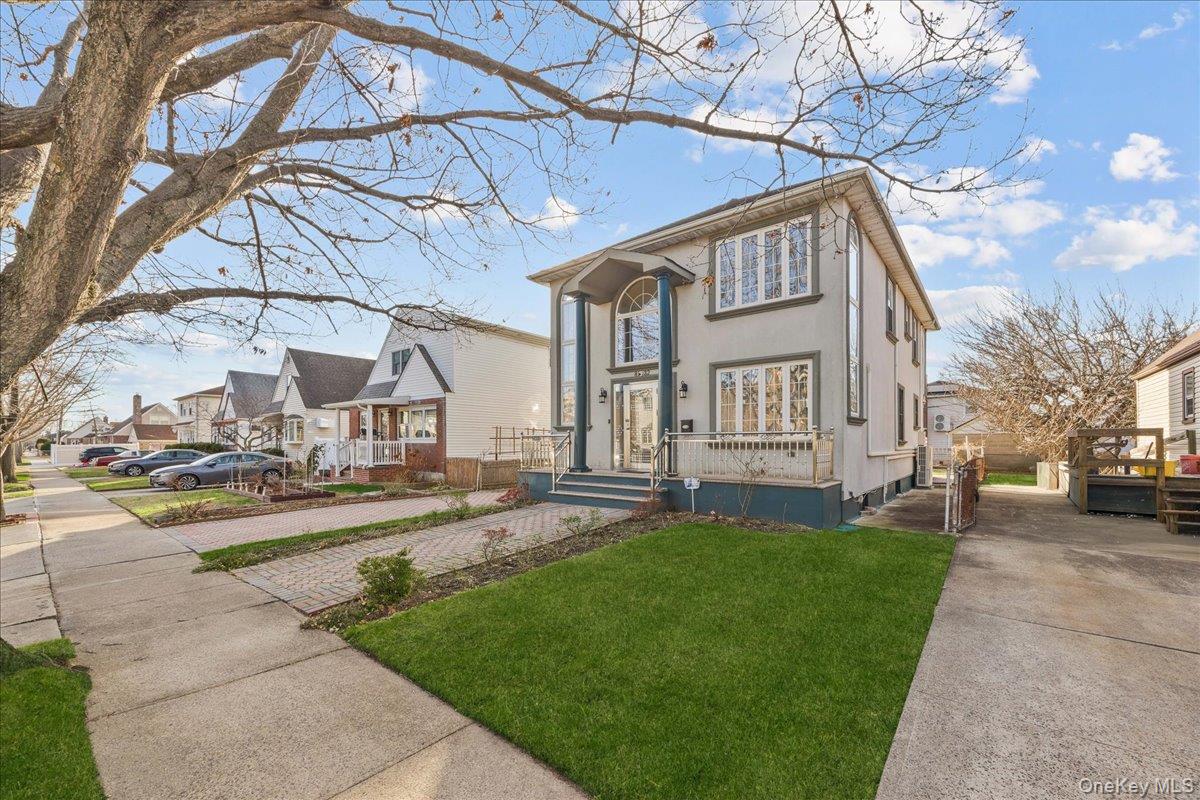 8132 265th Street Property Photo 3