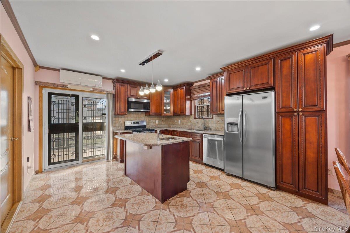 8132 265th Street Property Photo 10