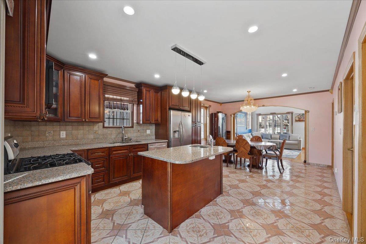 8132 265th Street Property Photo 12