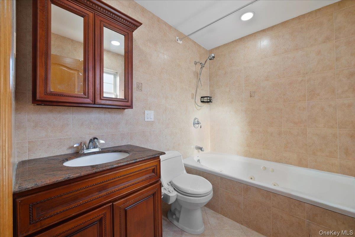8132 265th Street Property Photo 19