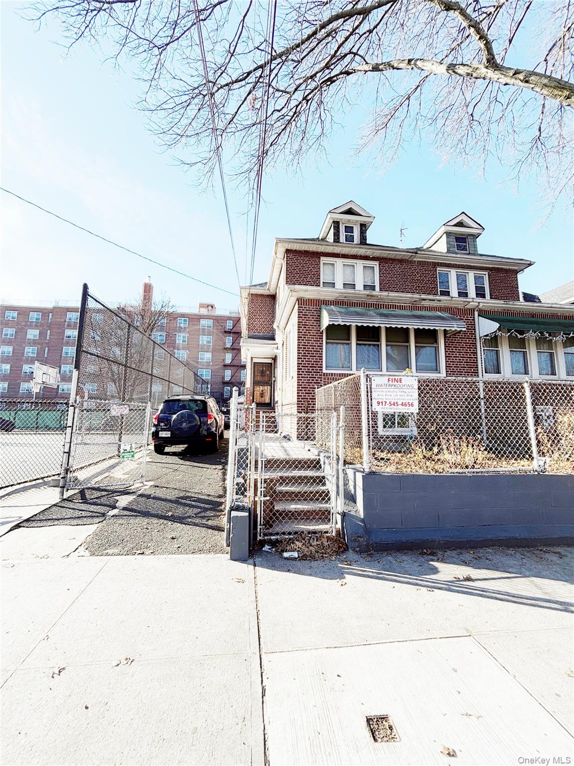 715 Rosedale Avenue Property Photo 1