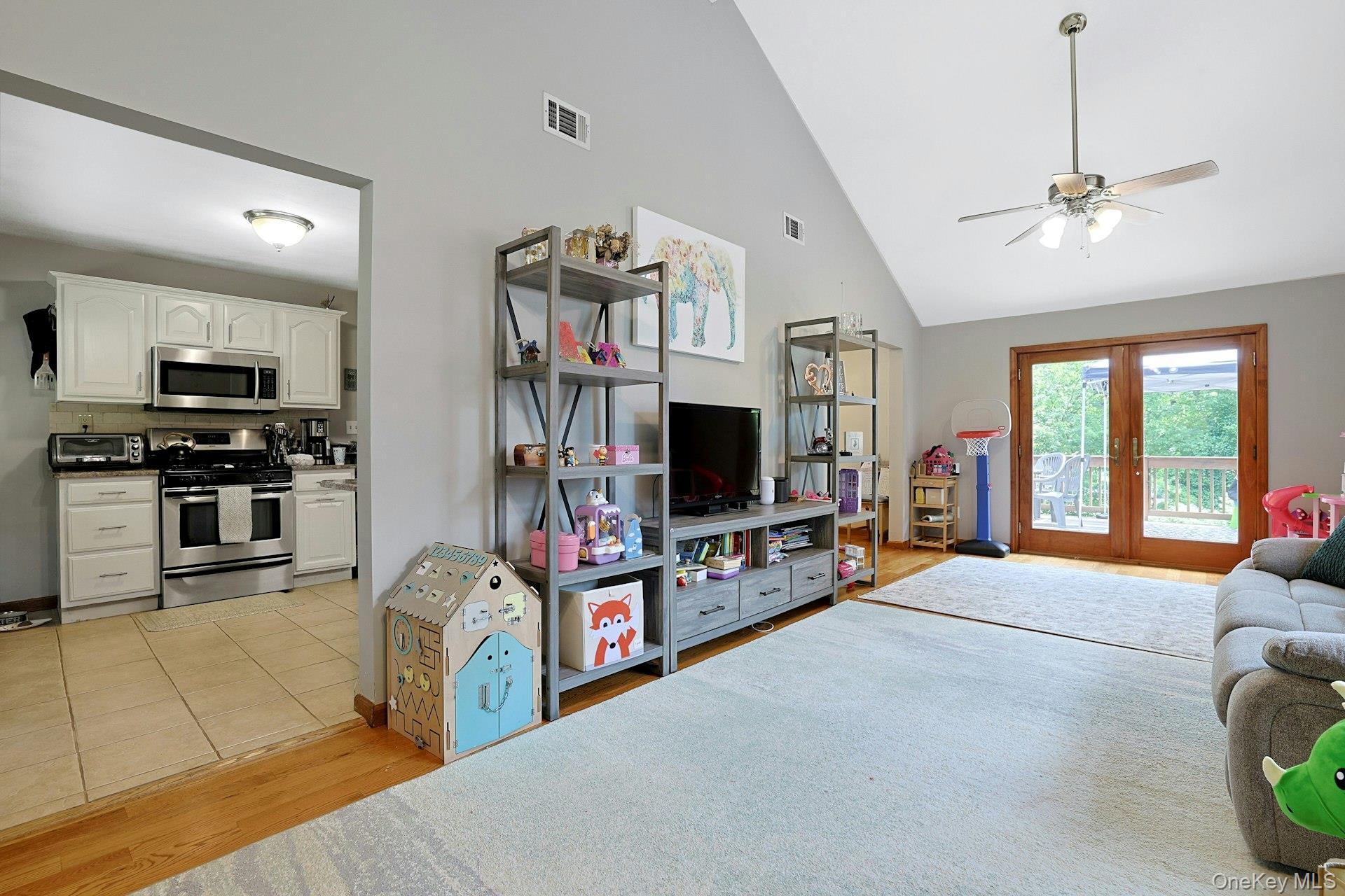 42 Briarwood Drive Property Photo 13