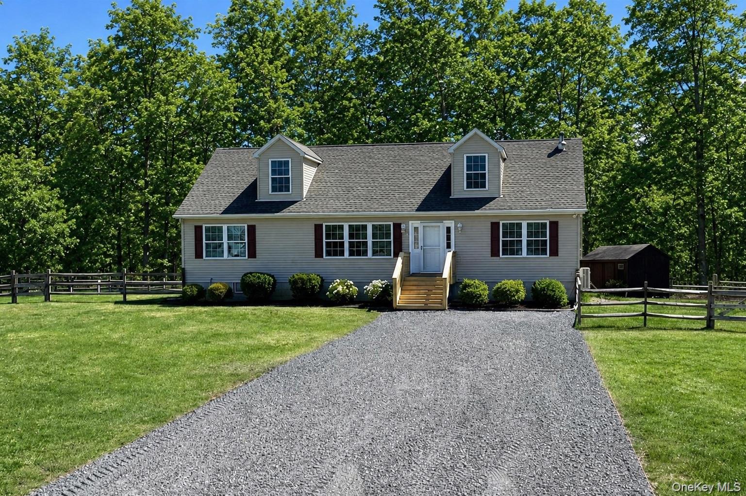 35 Pioneer Road Property Photo 1