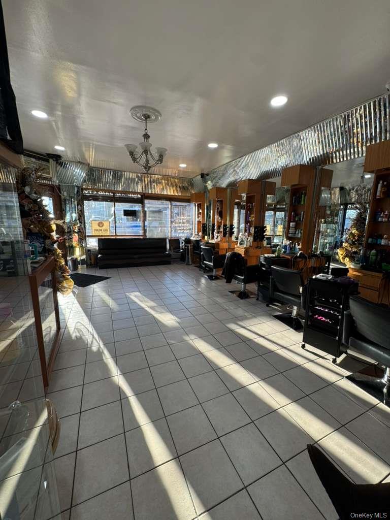 10957 Guy R Brewer Boulevard Property Photo 7