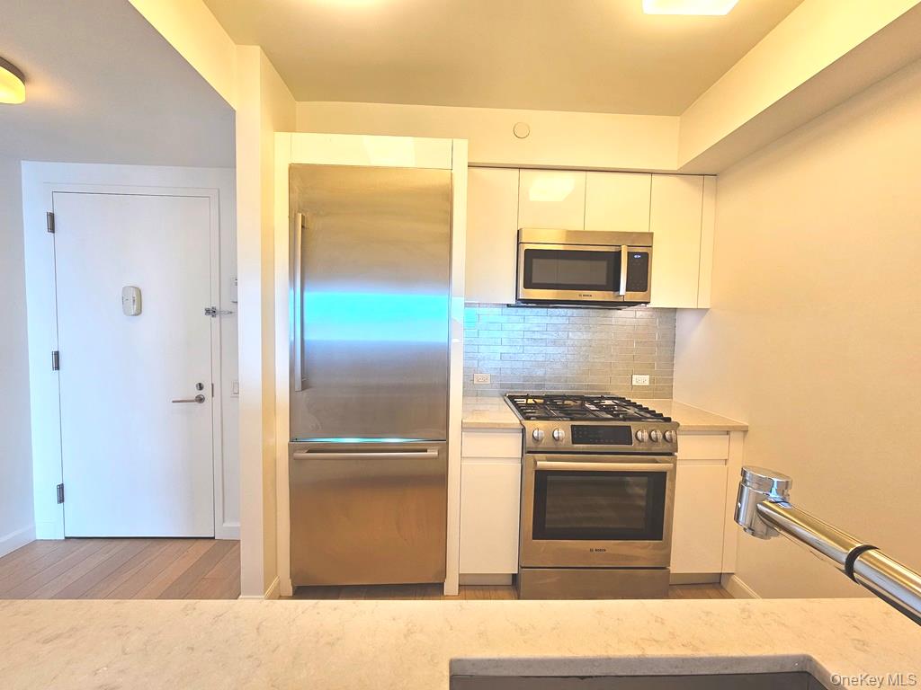 138-35 39th Avenue 12l Property Photo 3