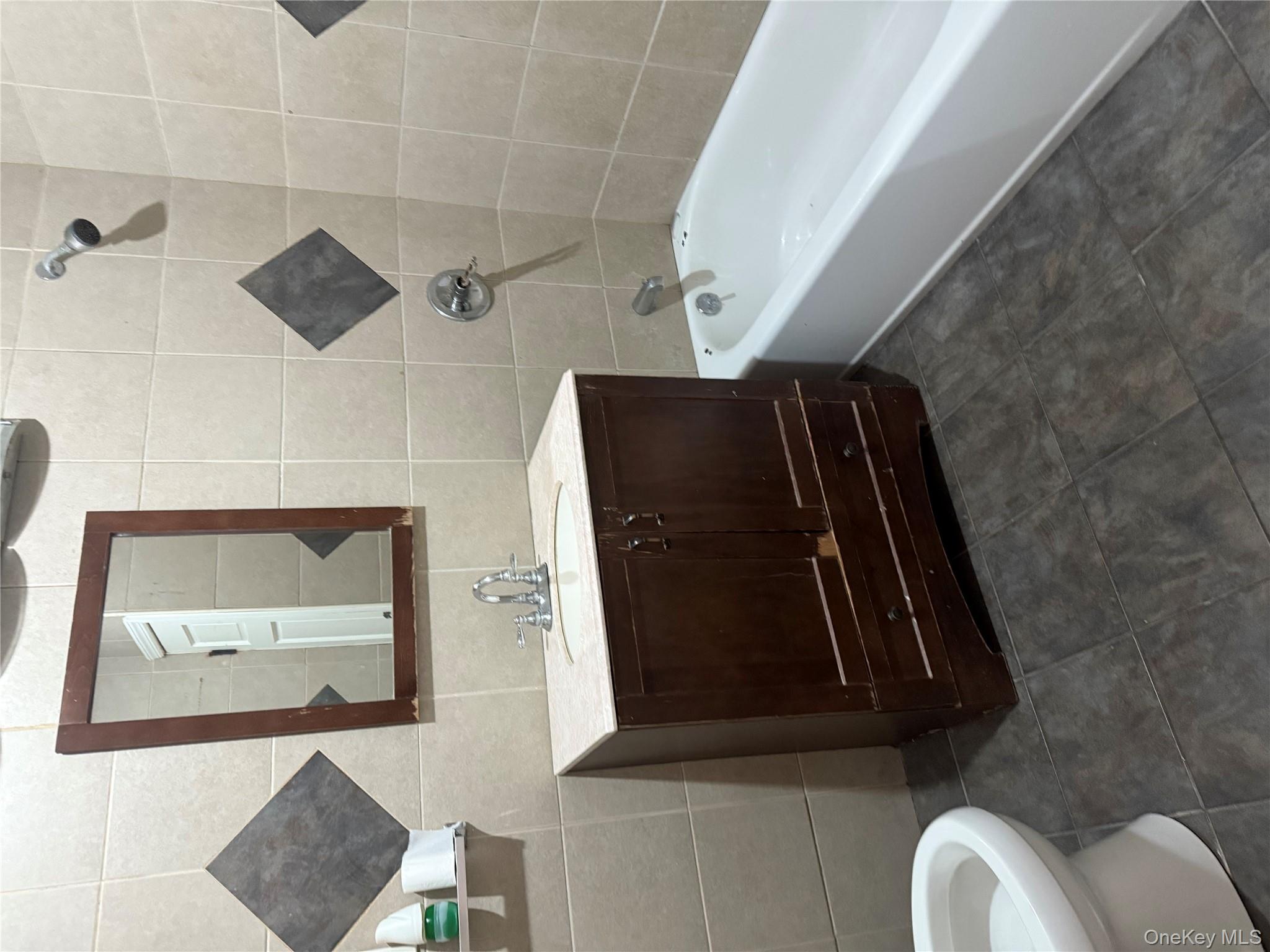 169 Euclid Avenue Property Photo 9