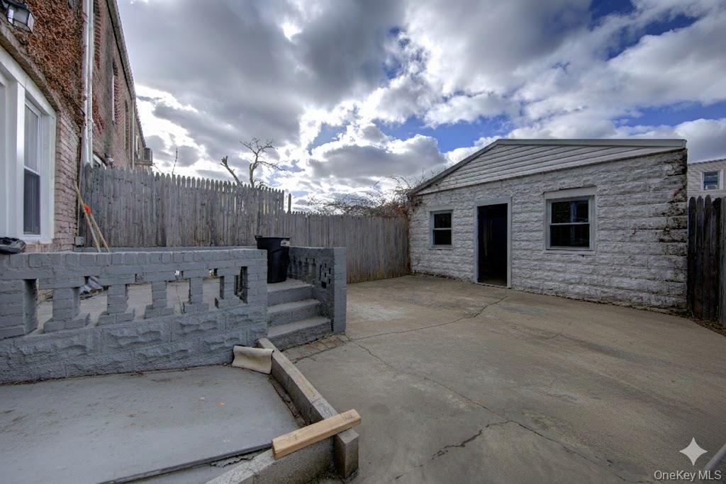 114-48 200th Street Property Photo 3