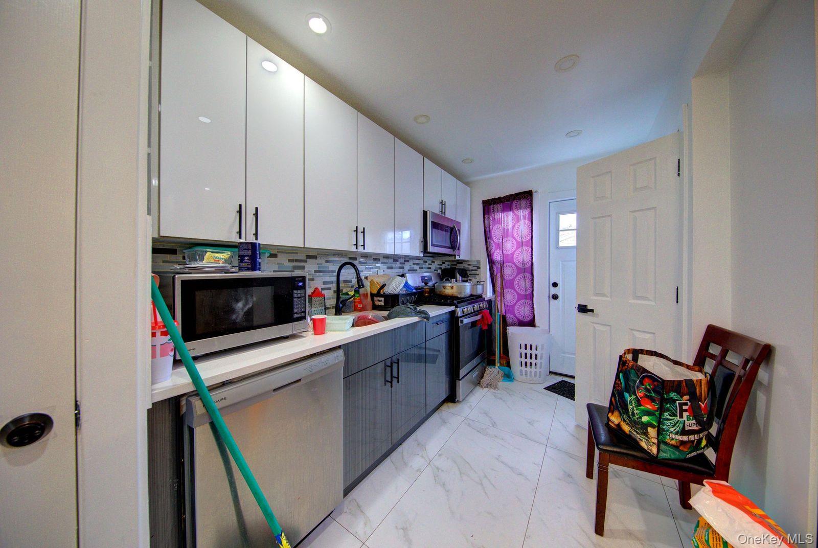 114-48 200th Street Property Photo 7