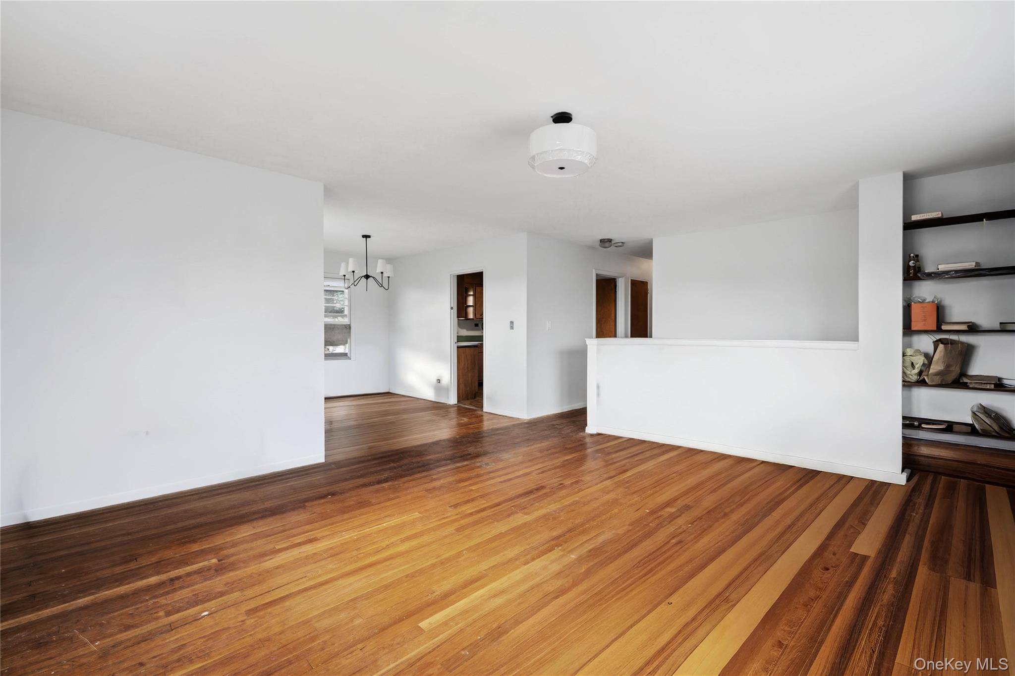 6209 Spencer Terrace Property Photo 4