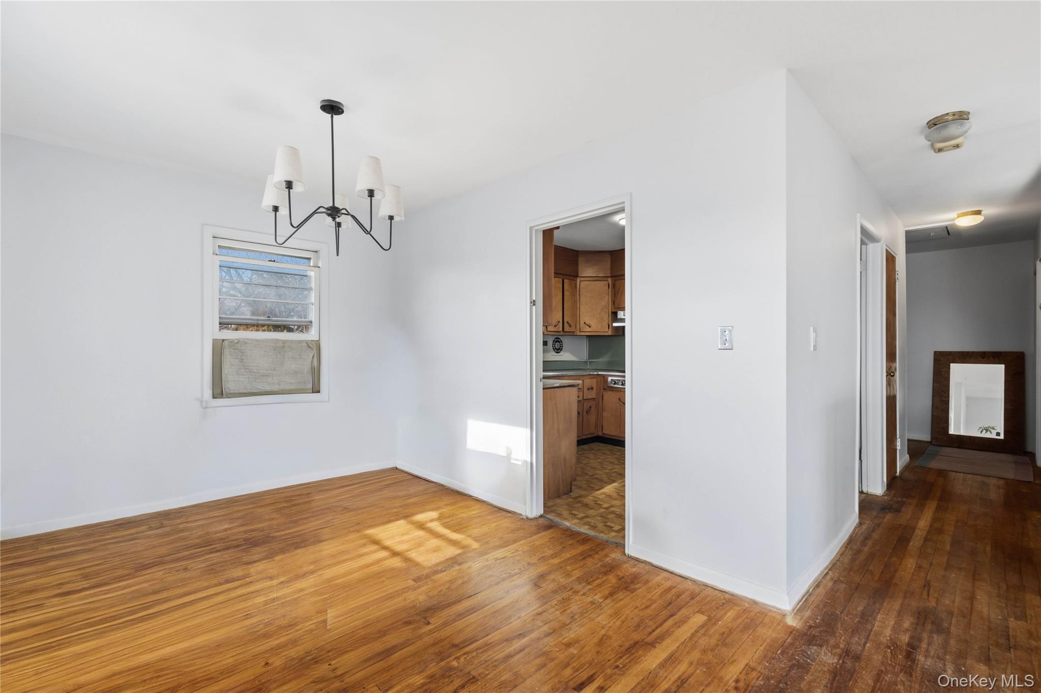 6209 Spencer Terrace Property Photo 5