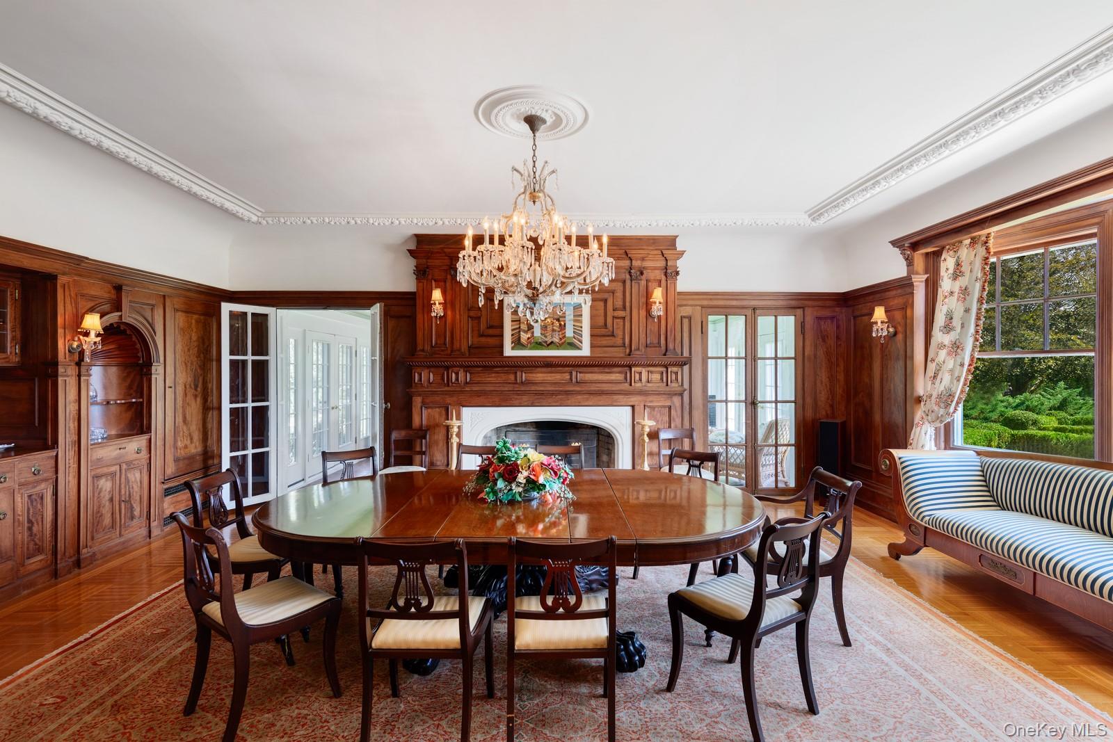 94 Quogue Street Property Photo 8