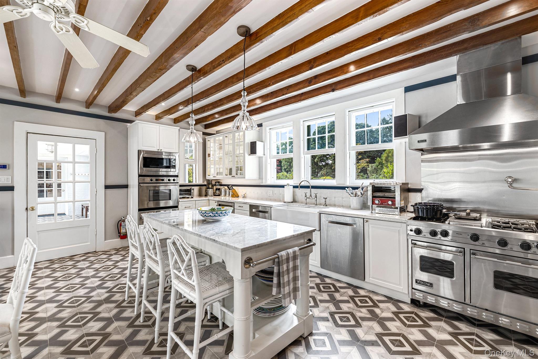 94 Quogue Street Property Photo 27