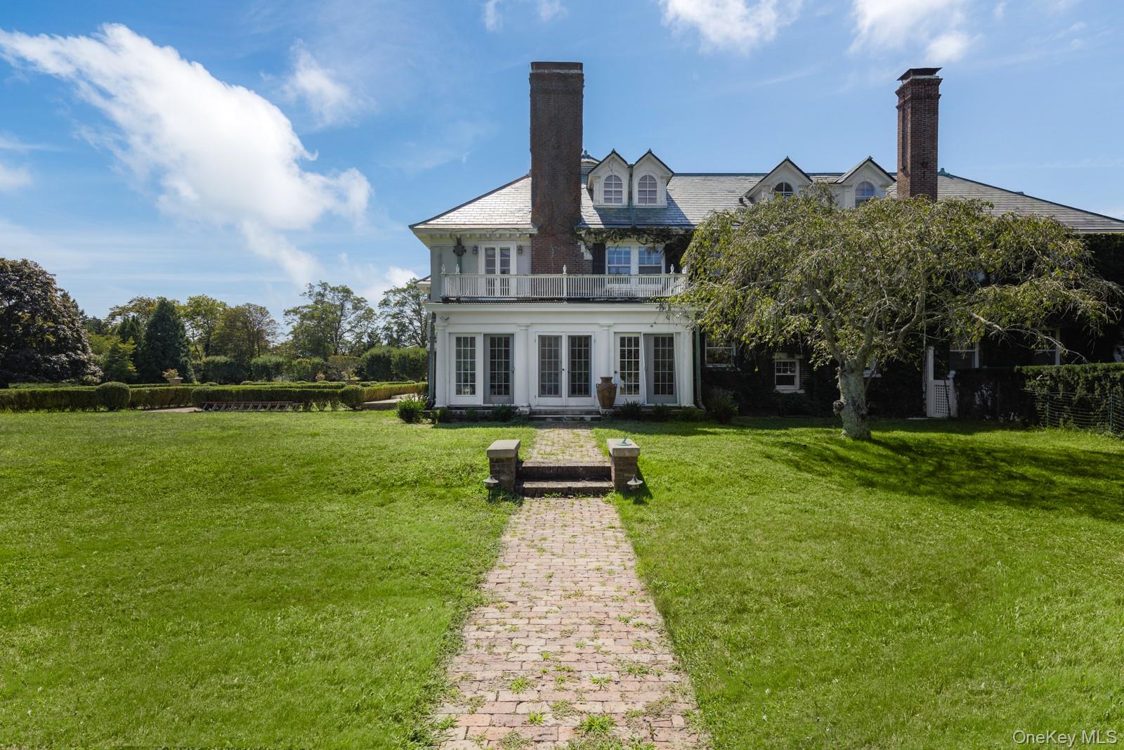 94 Quogue Street Property Photo 37