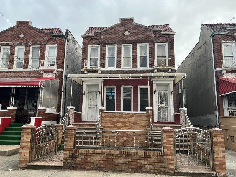 886 Linden Boulevard Property Photo 1