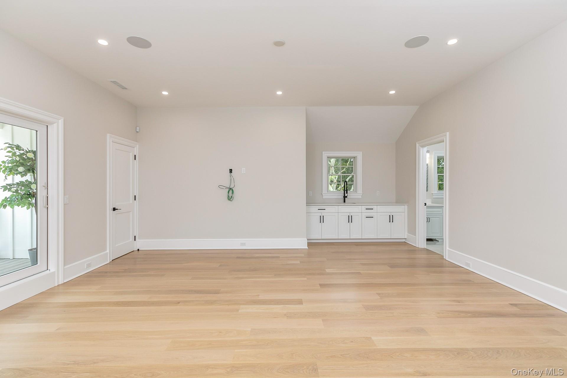66 Peters Lane Property Photo 22