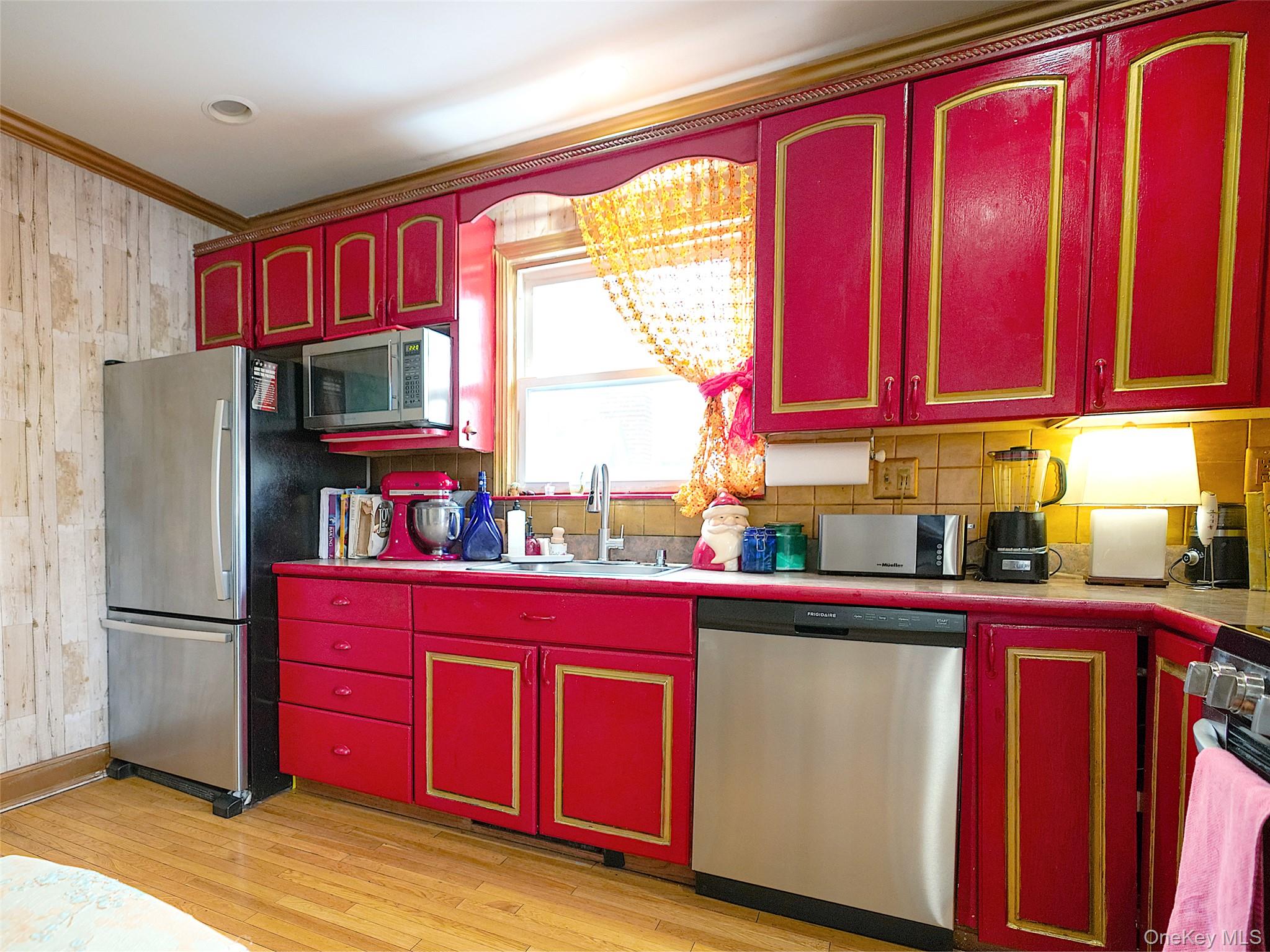 37 Centre Street Property Photo 6