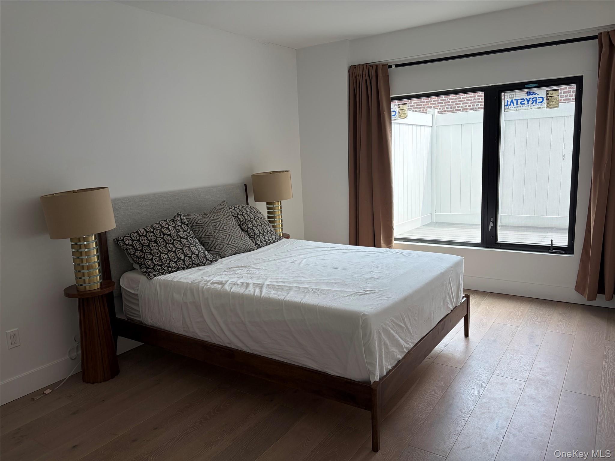 52-16 Roosevelt Avenue 2c Property Photo 1