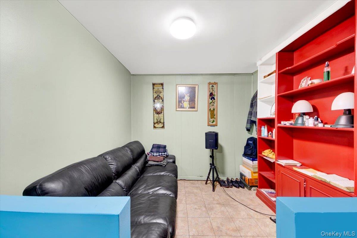 1241 Arnow Avenue Property Photo 14