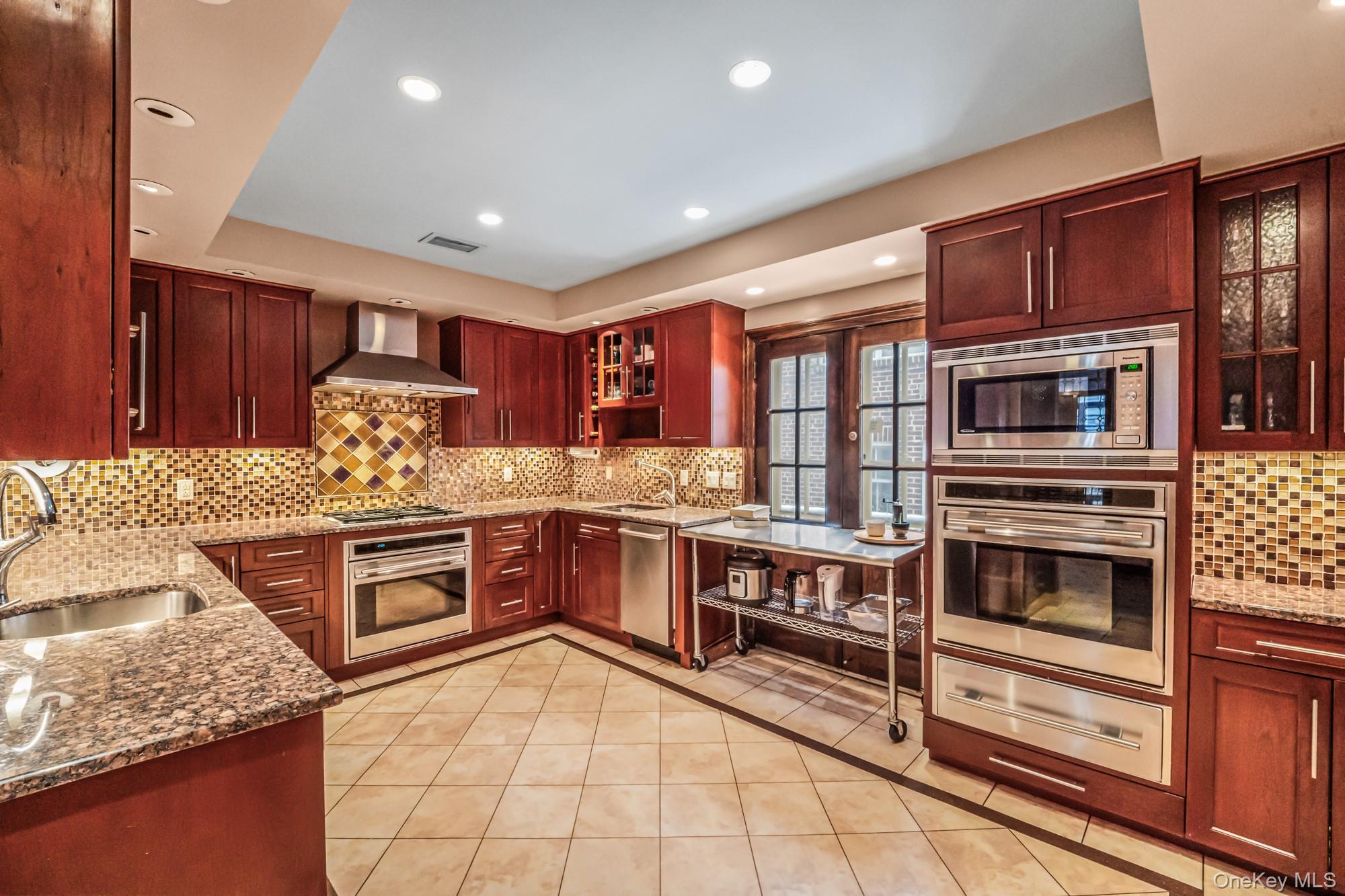 31 Puritan Avenue Property Photo 11