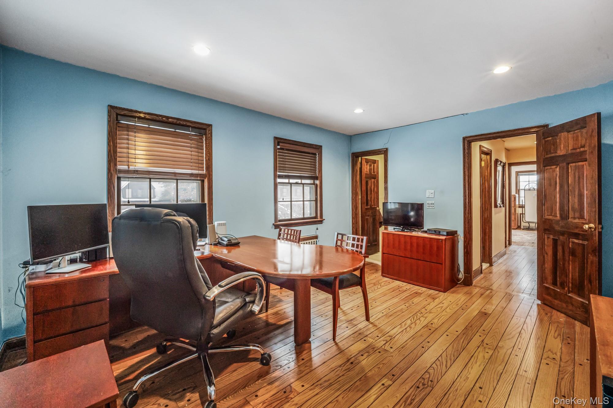 31 Puritan Avenue Property Photo 26
