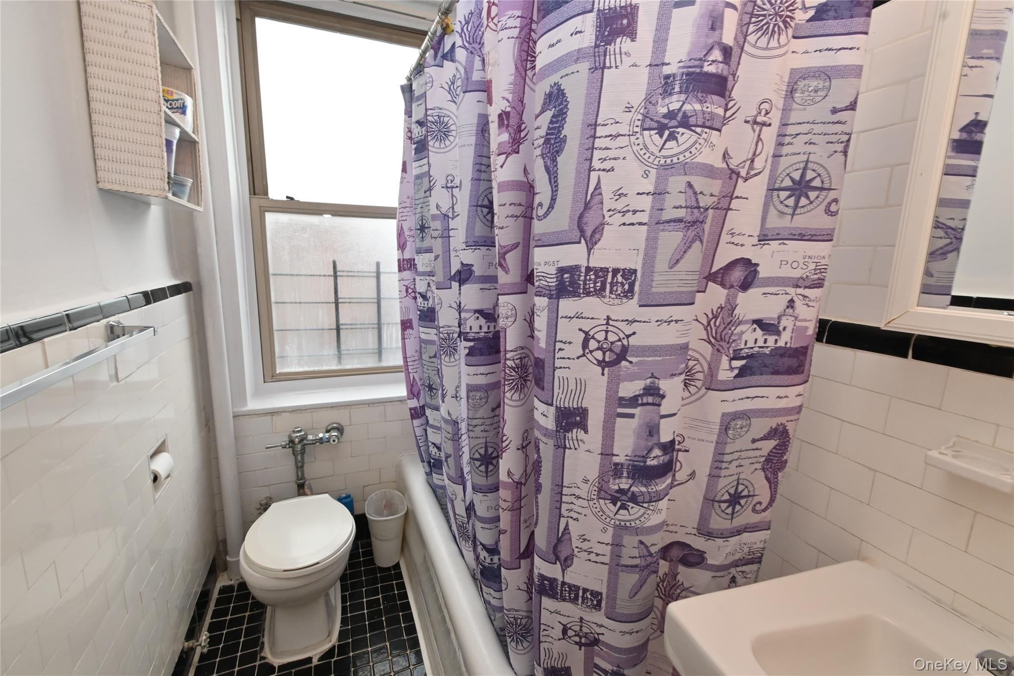 43-10 48th Avenue 6b Property Photo 16