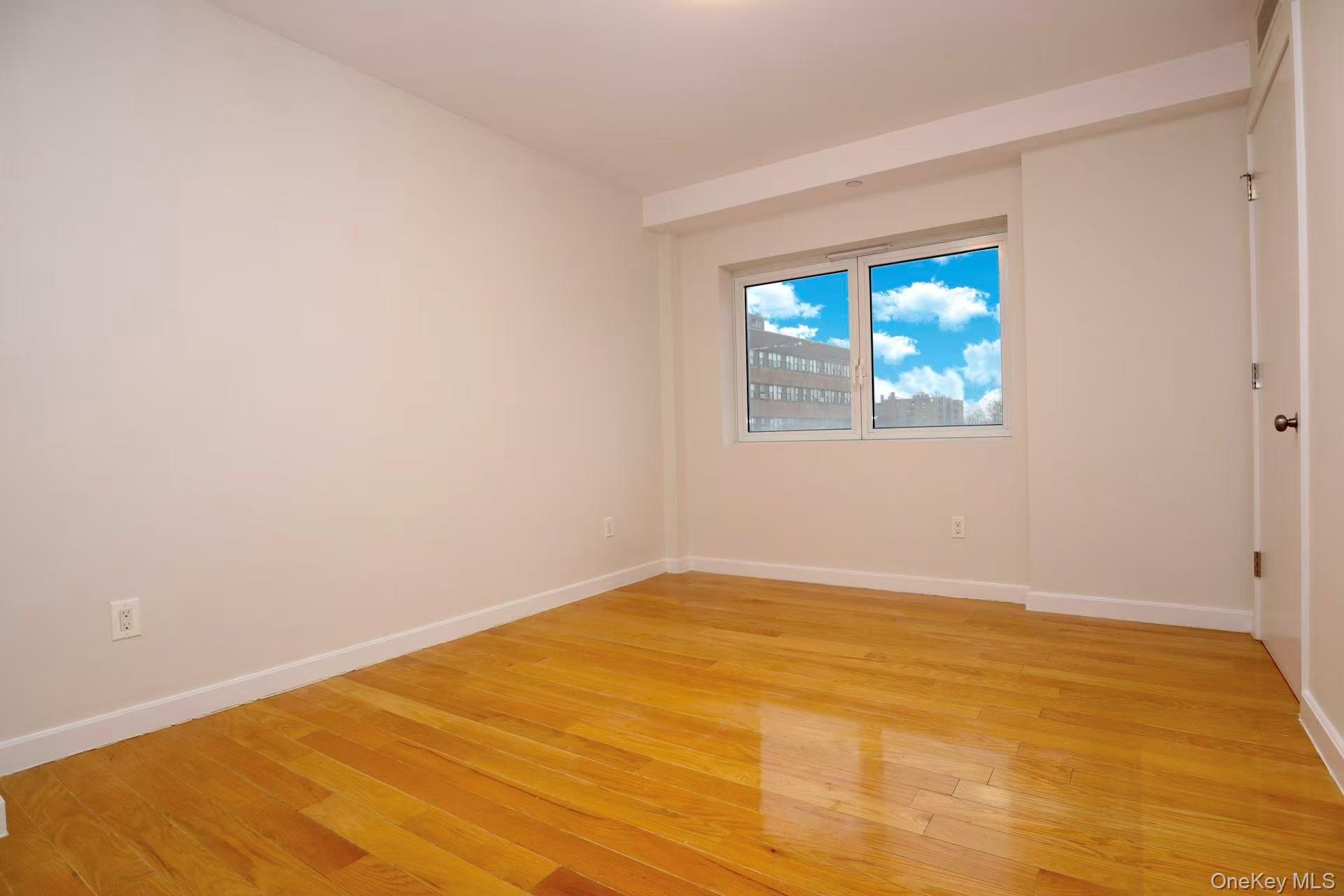 15815 Union Turnpike 3f Property Photo 15