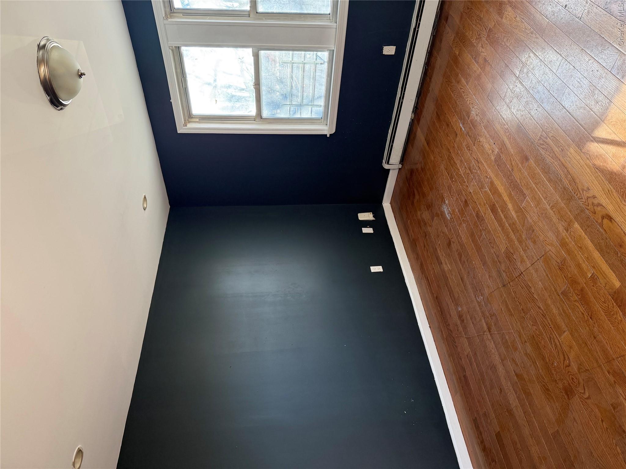 11119 156th Street Property Photo 4