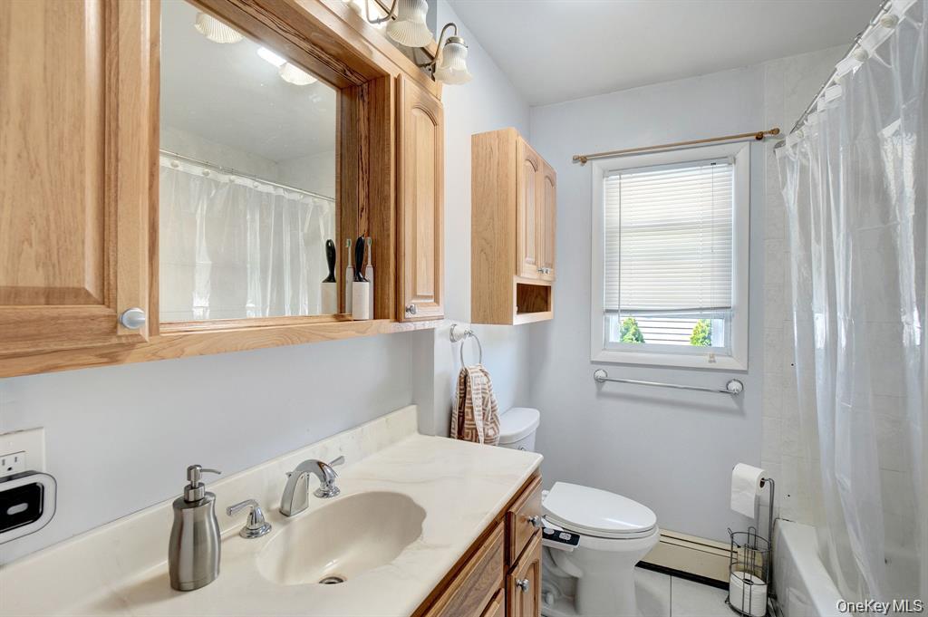 61 S Merrick Road Property Photo 14