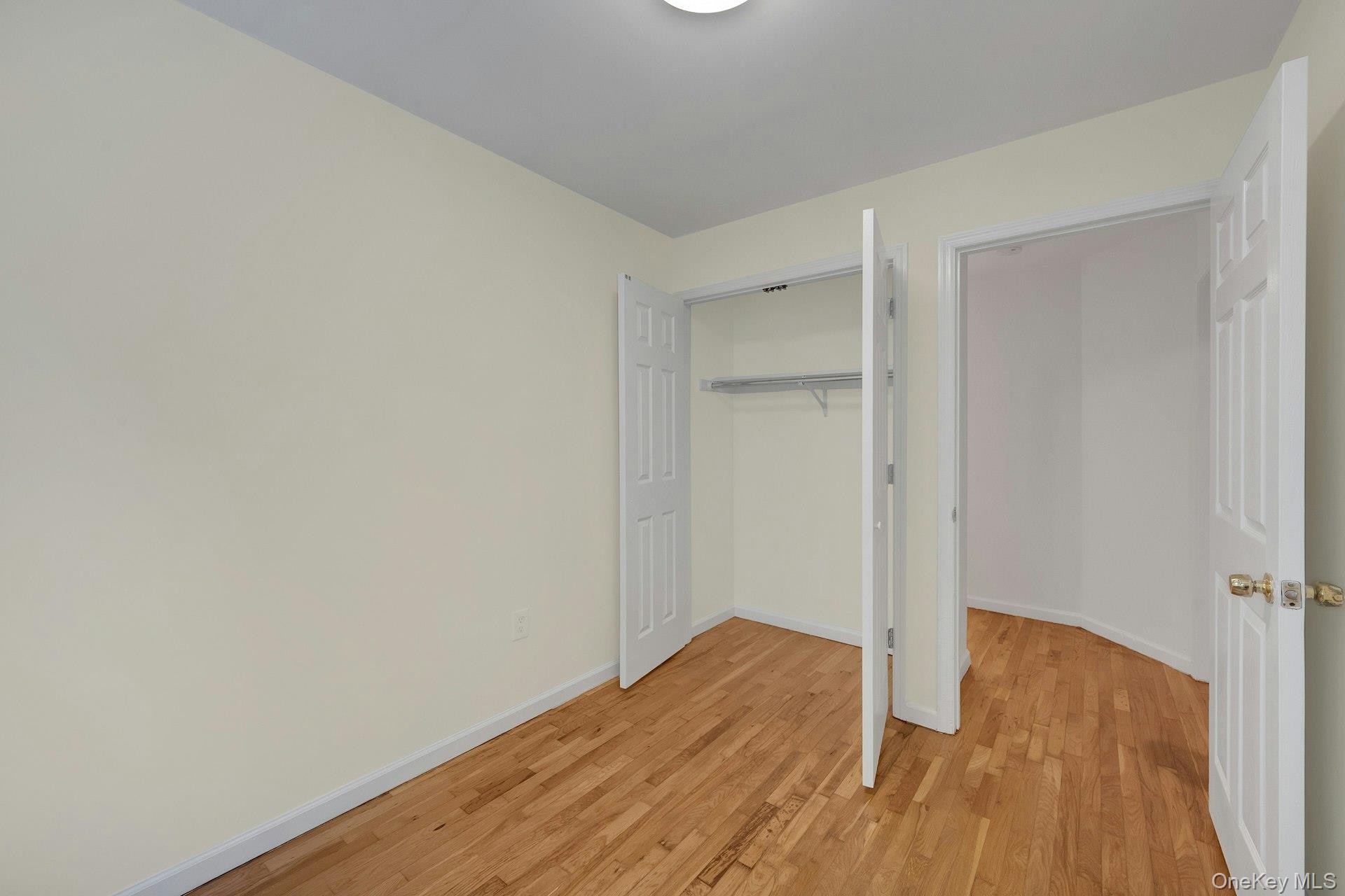3313 Rombouts Avenue Property Photo 43