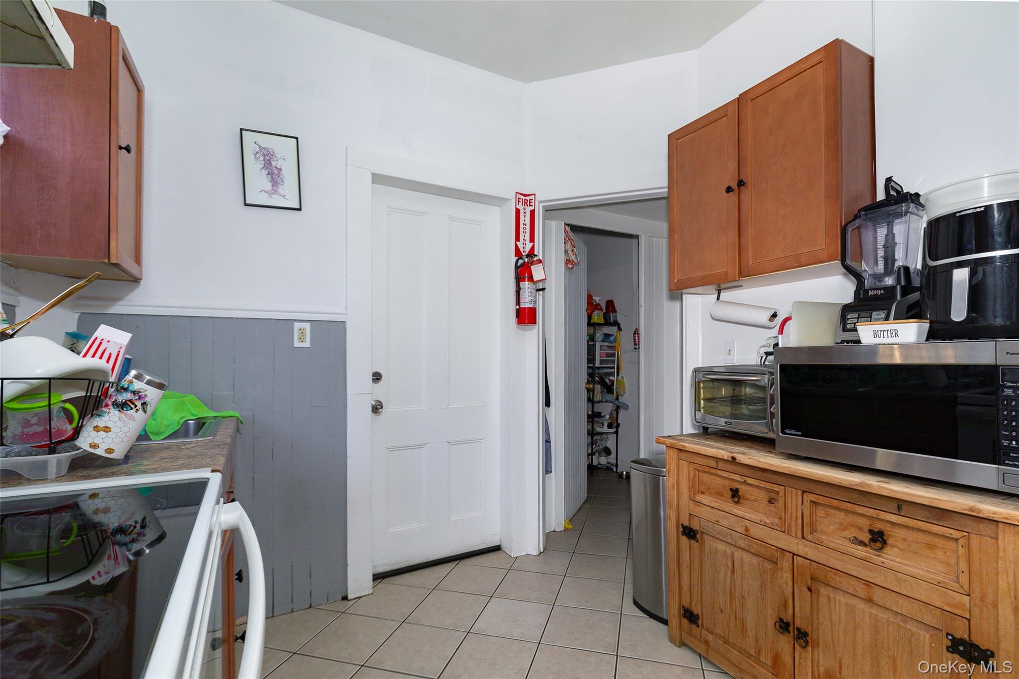 94 Academy Street Property Photo 4
