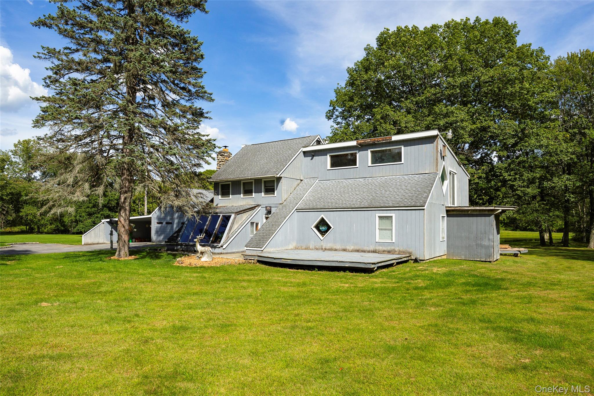 89 Deer Pond Road Property Photo 5