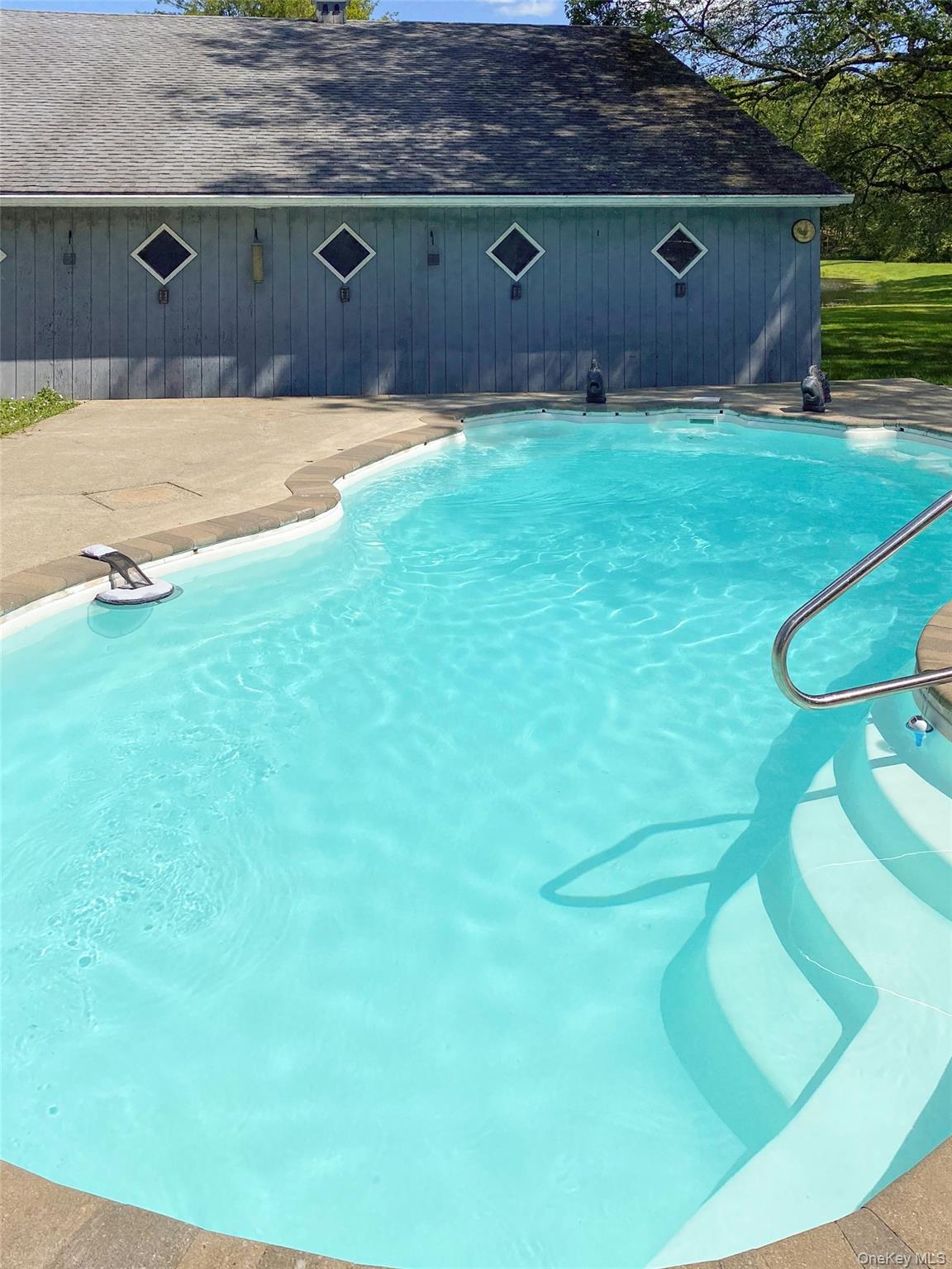 89 Deer Pond Road Property Photo 28