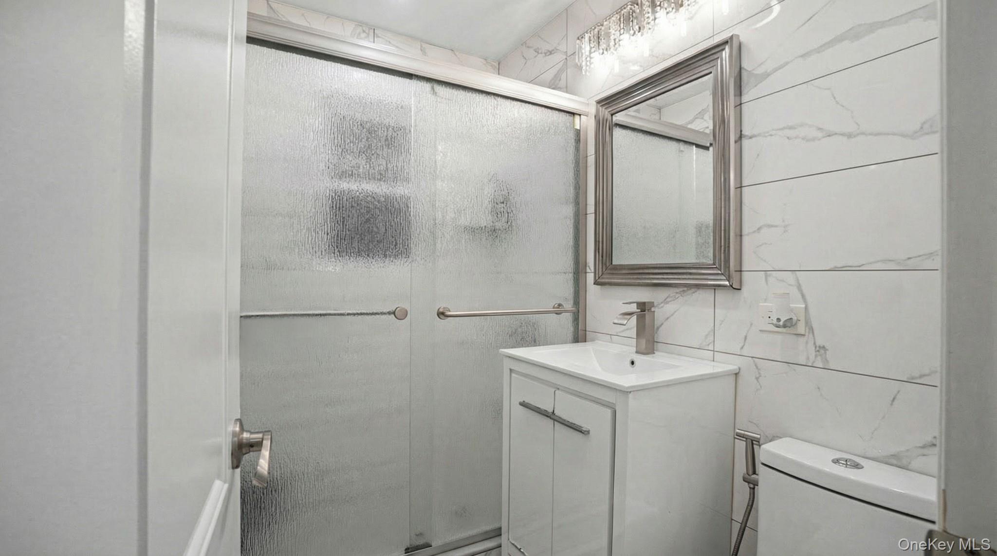 8268 Little Neck Parkway Property Photo 16