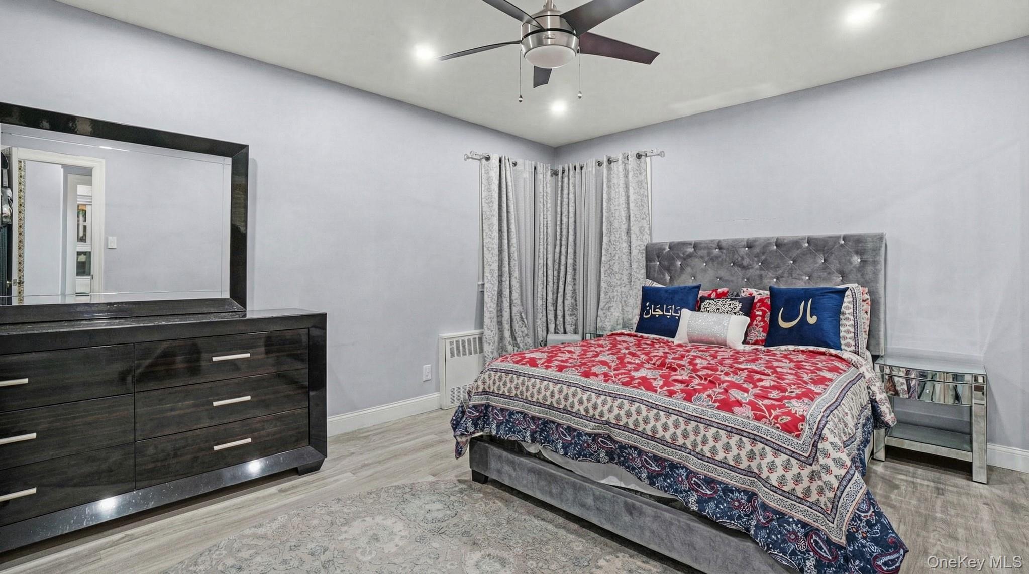 8268 Little Neck Parkway Property Photo 17