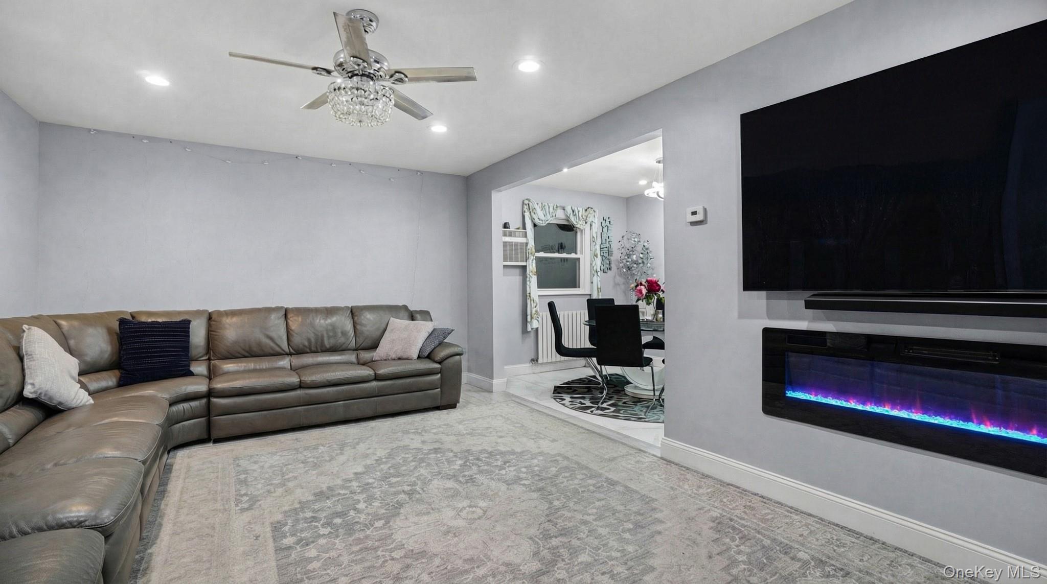 8268 Little Neck Parkway Property Photo 23