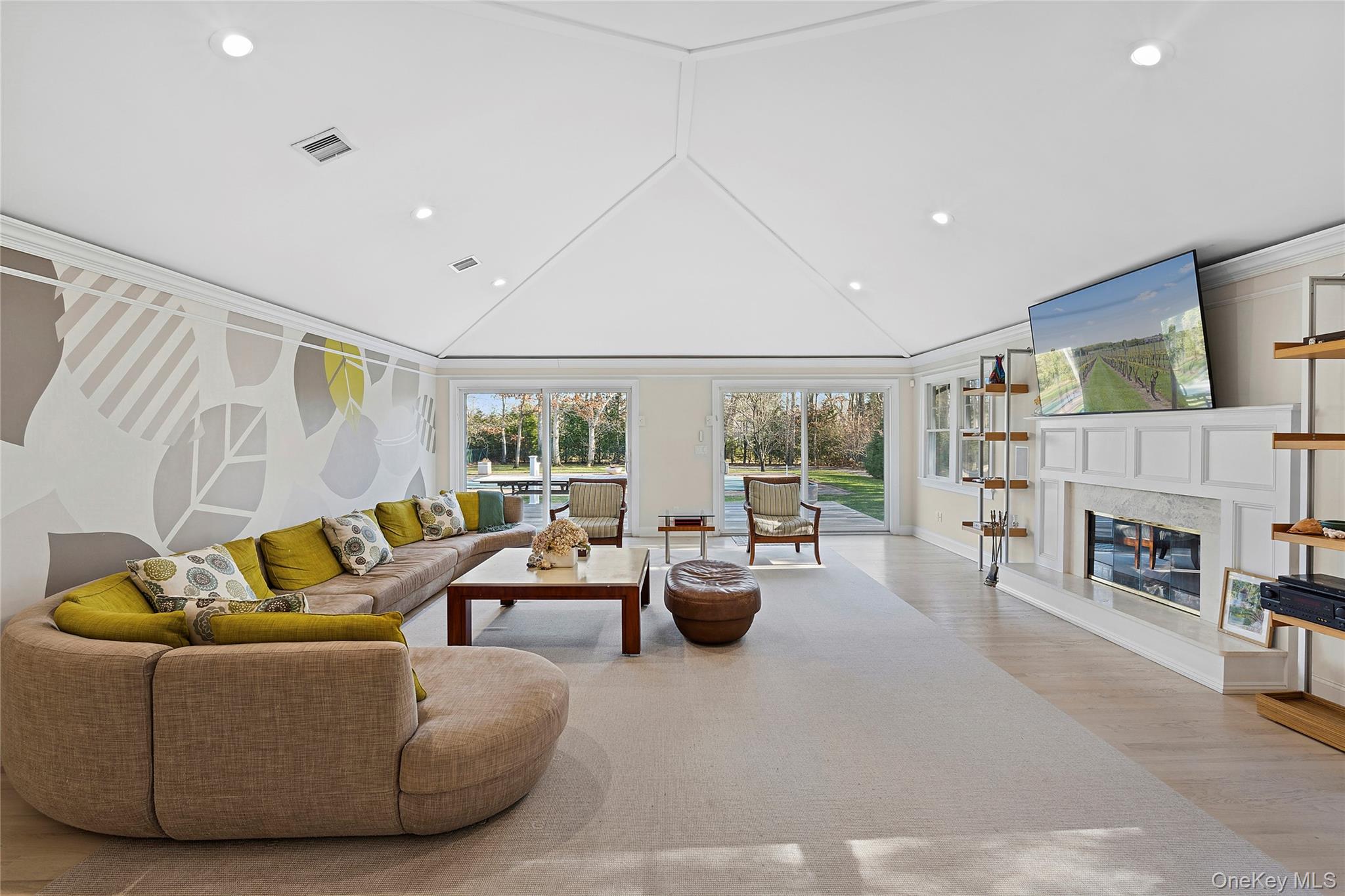 122 Beach Road Property Photo 3