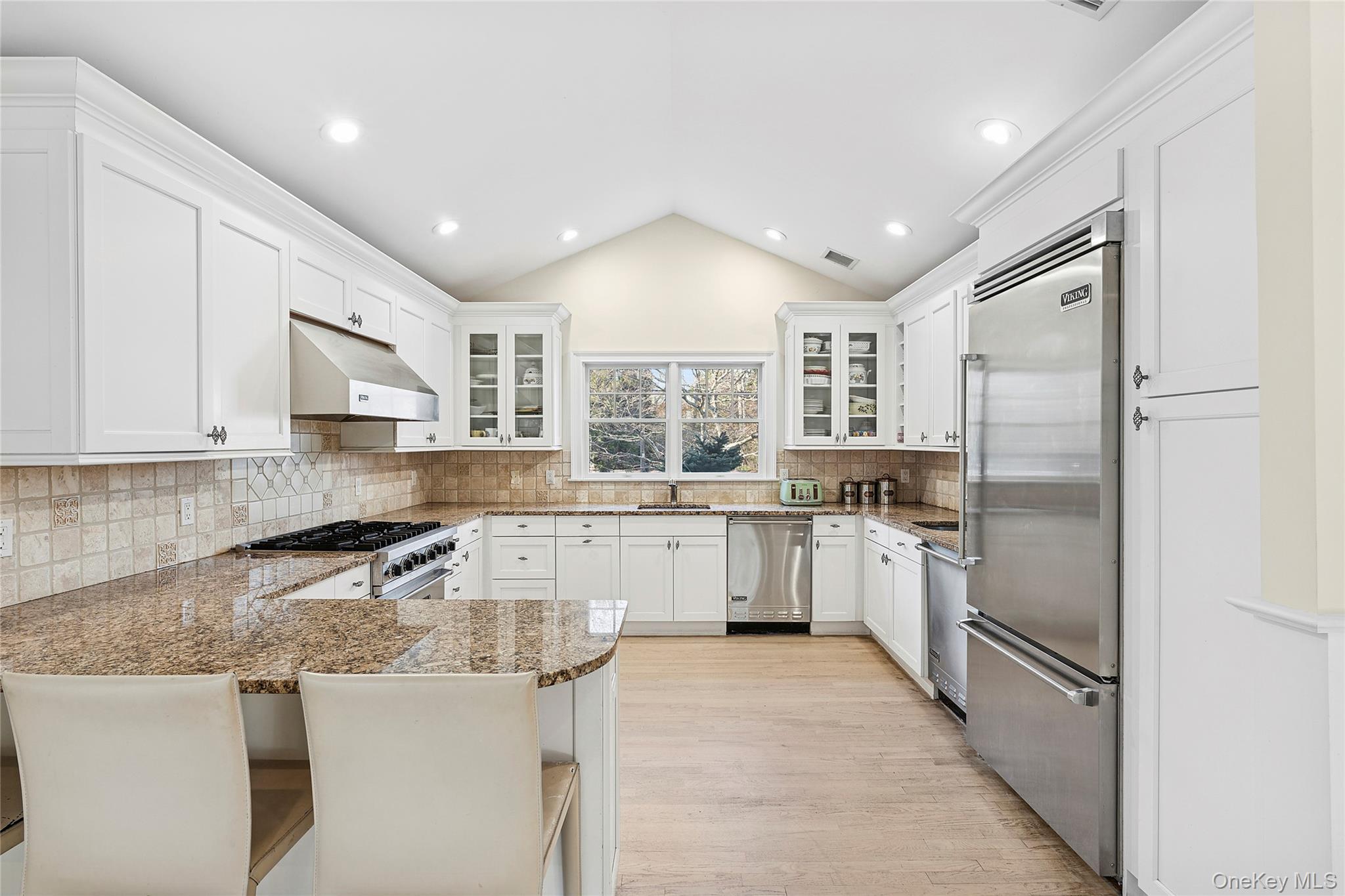 122 Beach Road Property Photo 5