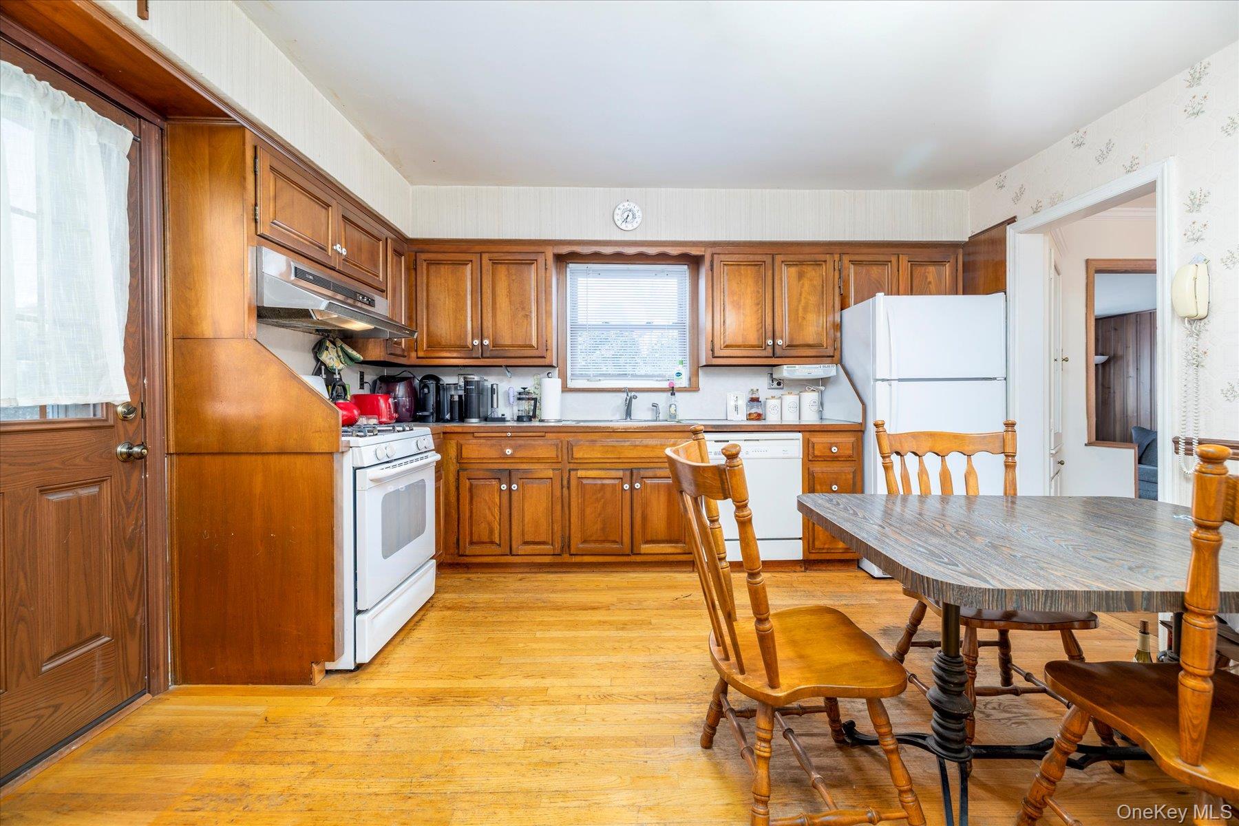 31 Alden Court Property Photo 6