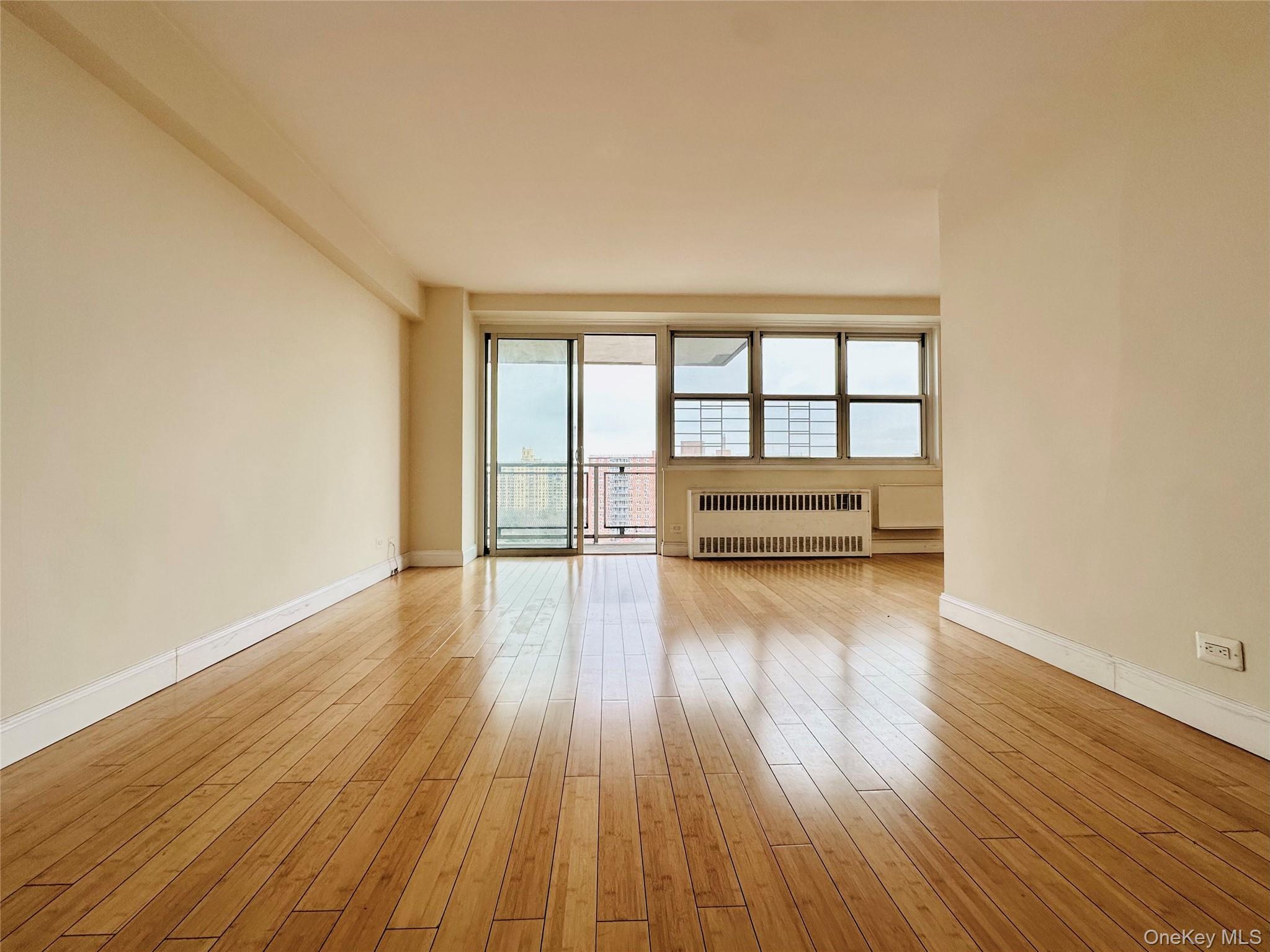 880 Boynton Avenue 18a Property Photo 4