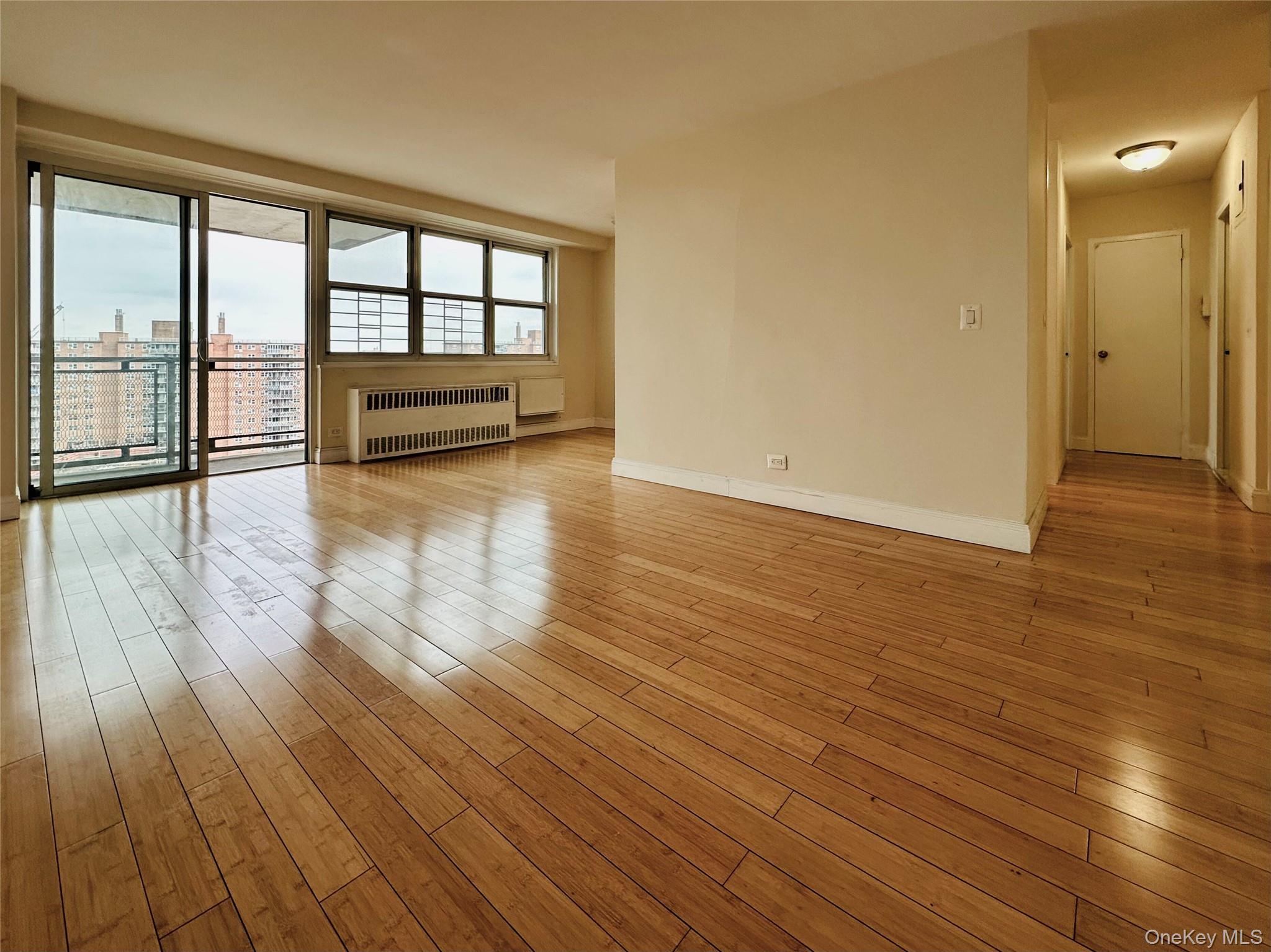 880 Boynton Avenue 18a Property Photo 6
