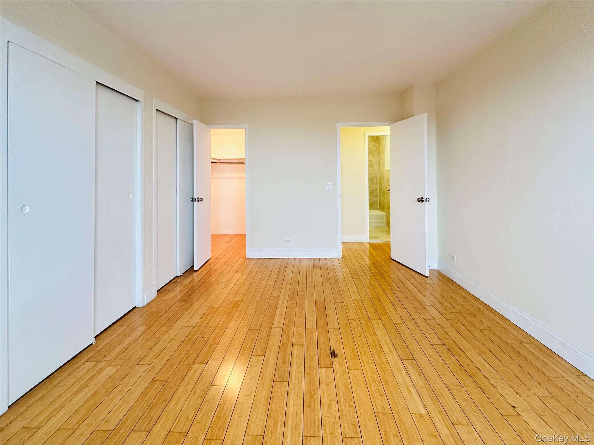 880 Boynton Avenue 18a Property Photo 7