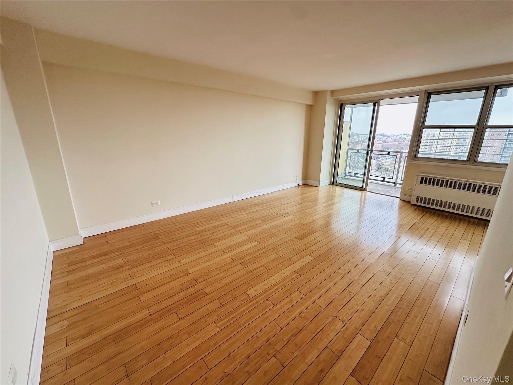 880 Boynton Avenue 18a Property Photo 15