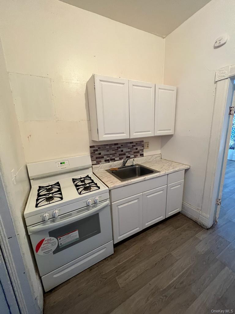 119 Chambers Street Property Photo 12
