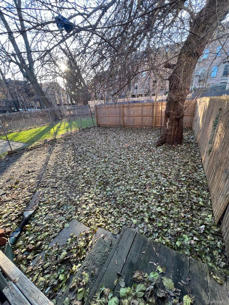 119 Chambers Street Property Photo 17