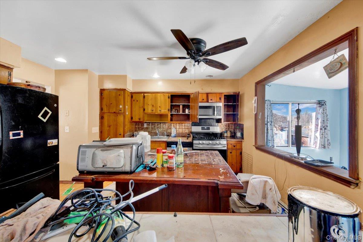 31 Allison Avenue Property Photo 14