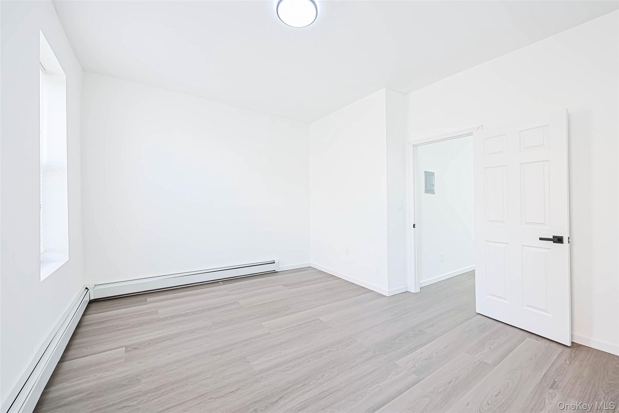 918 E 165th Street Property Photo 7