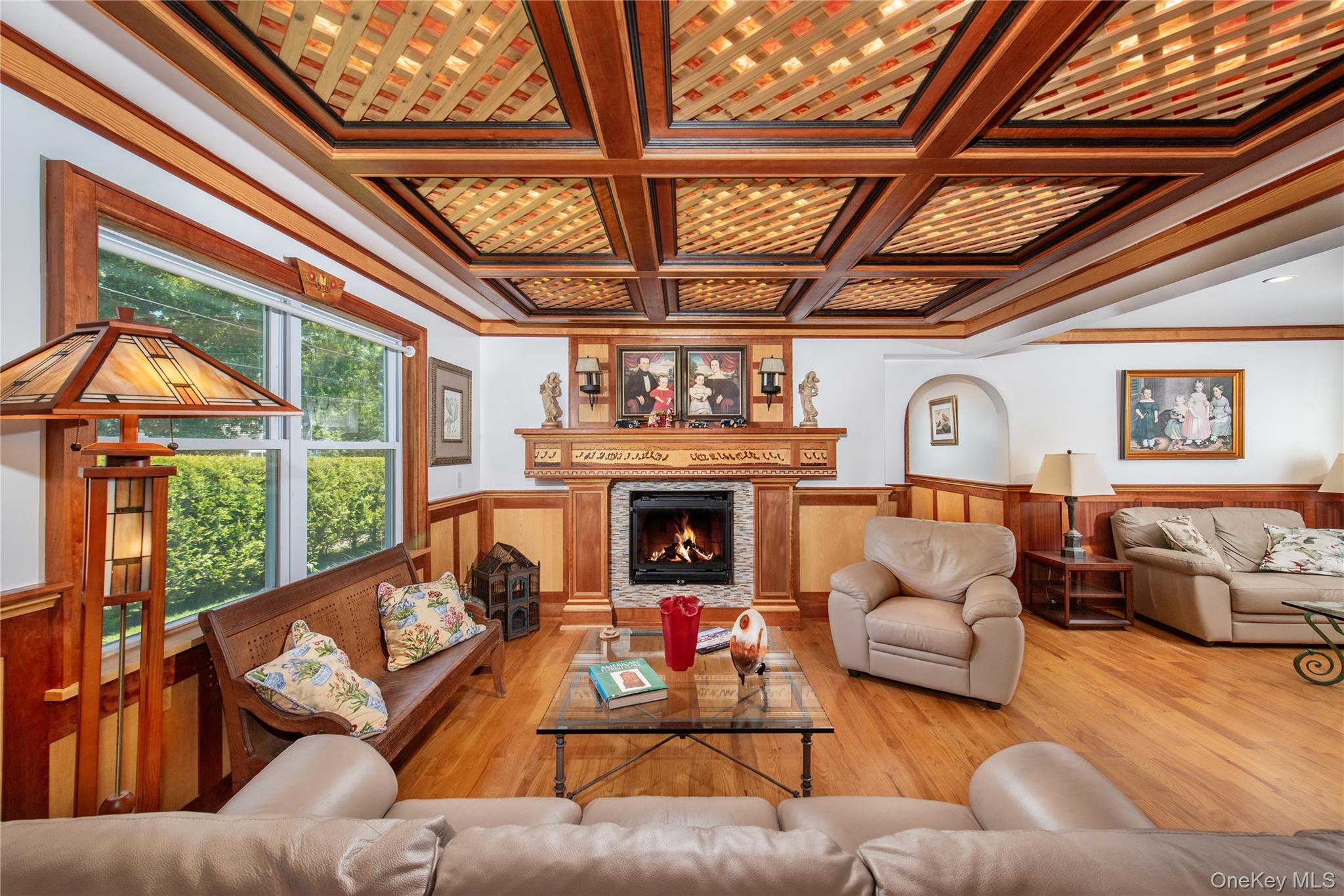 6 White Lane Property Photo 4
